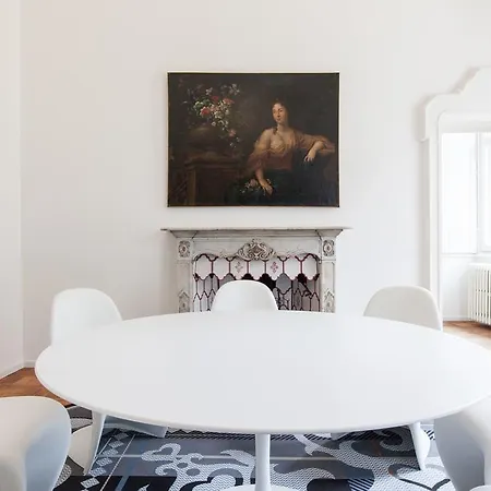 Apartment Della Spiga *